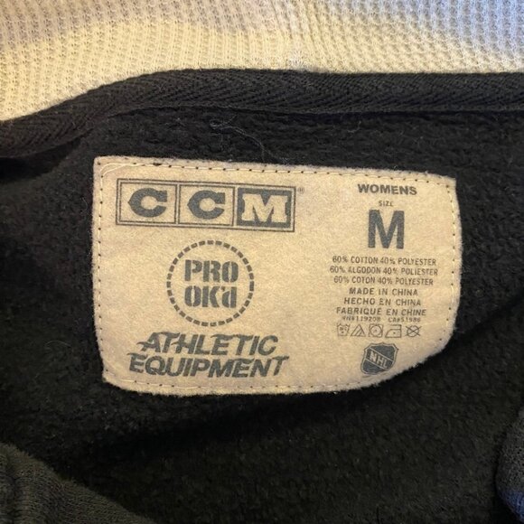 CCM NHL 2014  Winter Classic Detroit Red Wings Hoodie Ladies Med Black /Red - Picture 8 of 14